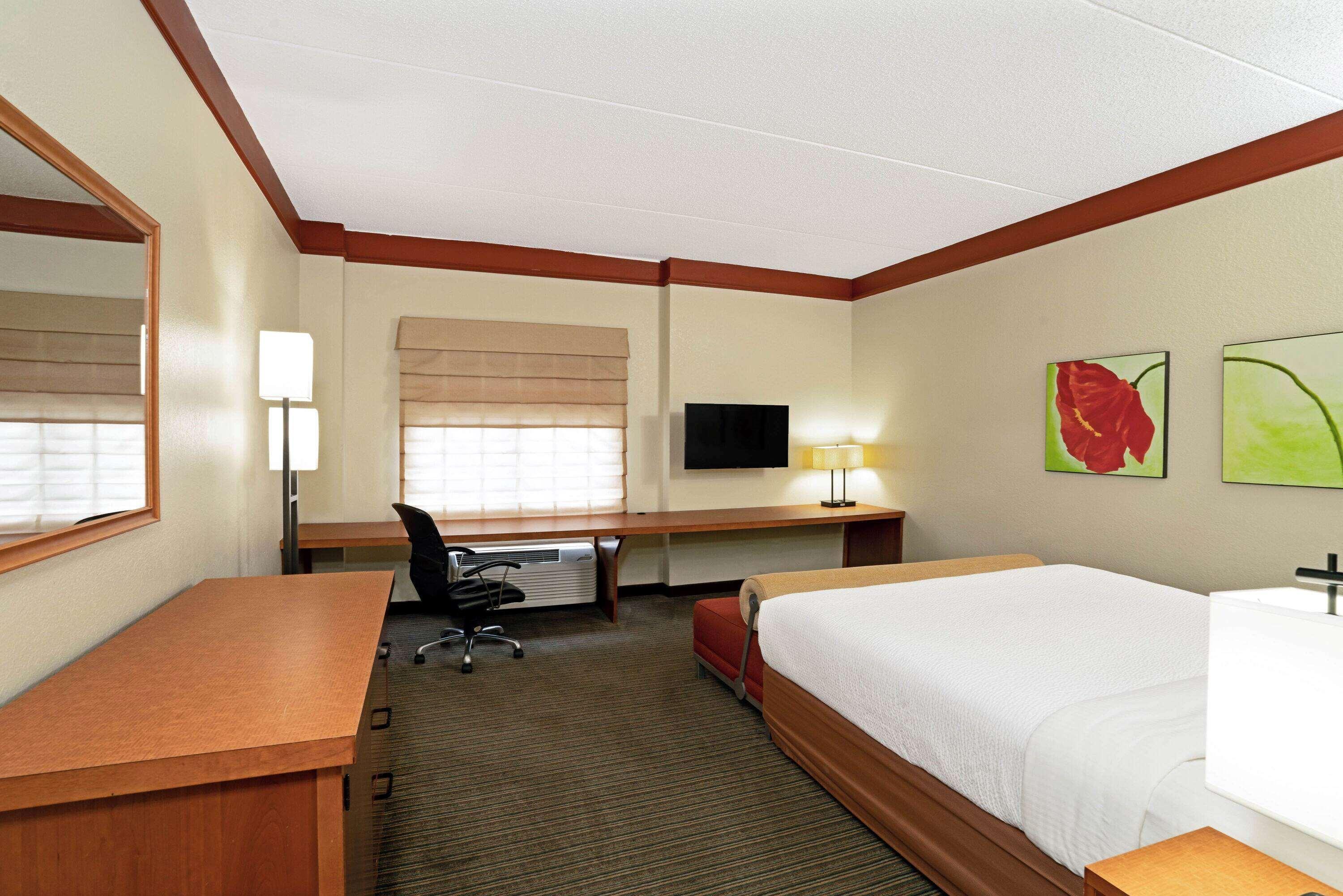 La Quinta By Wyndham Memphis Primacy Parkway Hotell Exteriör bild