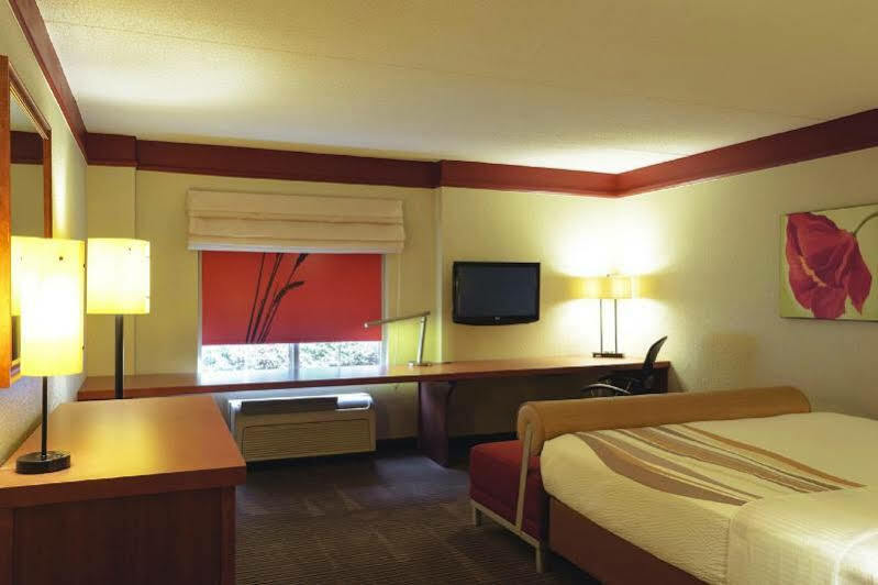 La Quinta By Wyndham Memphis Primacy Parkway Hotell Exteriör bild