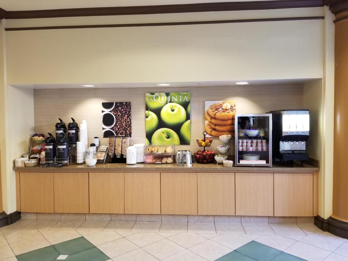 La Quinta By Wyndham Memphis Primacy Parkway Hotell Exteriör bild